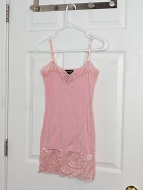 Wet Seal Pink Cotton Blend Lace-Trim V-Neck Cami